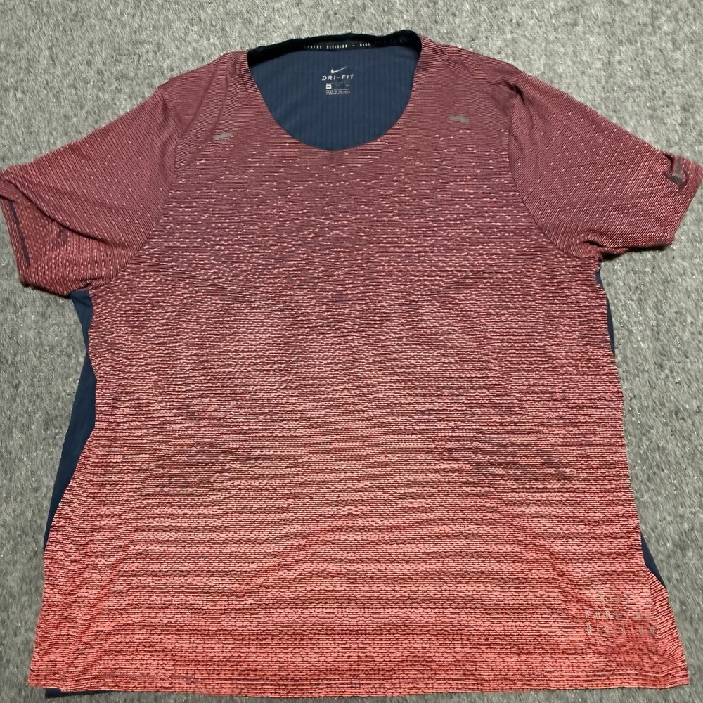 Nike Running Shirt XXL Red Pinnacle Run Division Short Sleeve Top DA0426